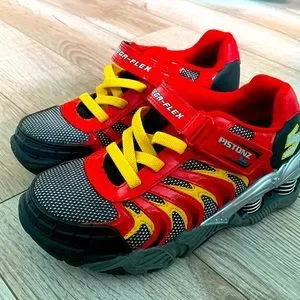 SKECHERS★V'LITES★兼用★RED Amazon.com | Skechers Lite Pro - SPR RDBK 27, red, 27 EU